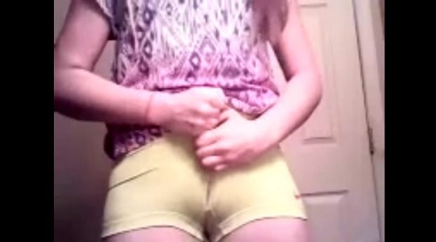 Cuando la nena anada queriendo verga , salen estos videos