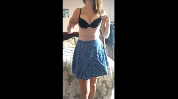 colegiala tetona dando la prueba de amor