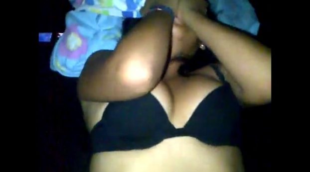 Cogiendo con mi novia pelada