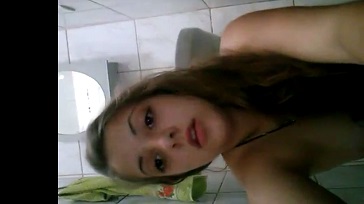 Linda Colegiala inocente en video intimo 364x204